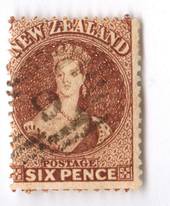 NEW ZEALAND 1862 Full Face Queen 6d Brown. Perforated. - 10015 - FU