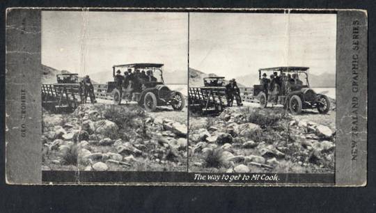 Stereo card New Zealand Graphic series. The Way to get to Mt Cook. Damage but a superb card. - 140064 - Postcard