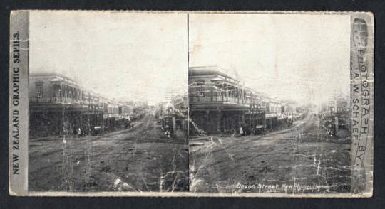 Stereo card New Zealand Graphic series of Devon Street New Plymouth. Damage but a very early view. - 140092 - Postcard