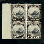 NEW ZEALAND 1935 Pictorial 4d Mitre Peak. Block of 4. - 20104 - UHM
