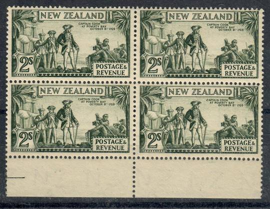 NEW ZEALAND 1935 Pictorial 2/- Olive-Green. Perf 13-14 x 13Â½. Multiple watermark. Block of 4. - 20665 - UHM