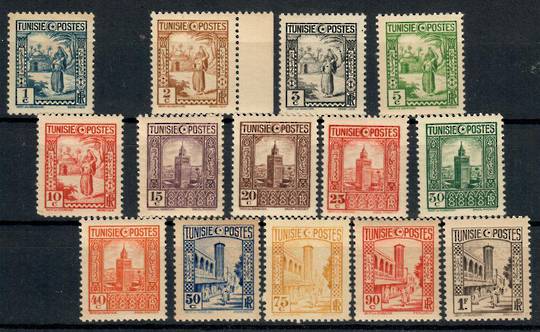 TUNISIA 1931 Definitives. Set of 20. The two top values and most of the low values are never hinged. - 21446 - Mixed