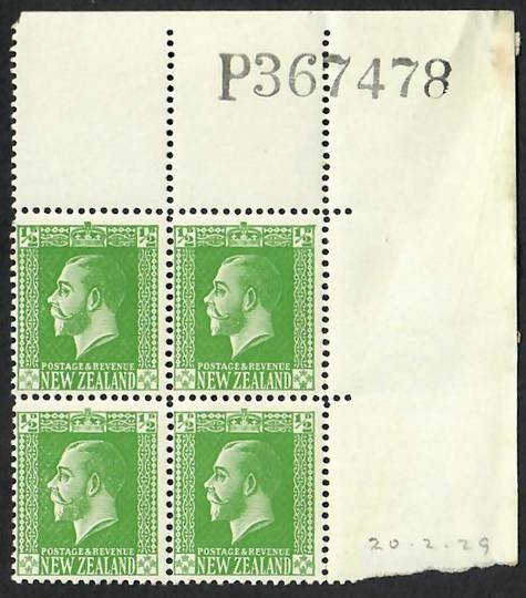 NEW ZEALAND 1915 Geo 5th Definitive ½d Green on Provisional Art Paper with Colourless Watermark Horizontal Mesh. Block of 4. - 2