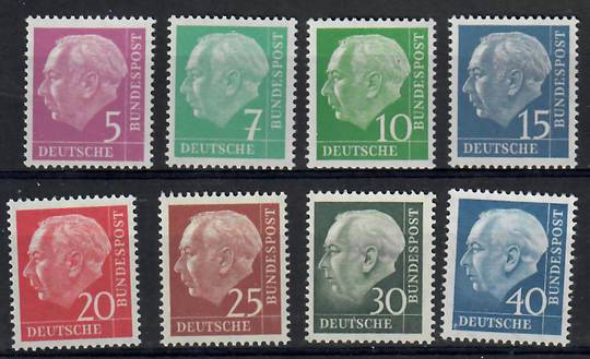 WEST GERMANY 1954 Definitives. Set of 8 on fluorescent paper issued in August 1960. - 22079 - UHM
