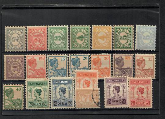 NETHERLANDS INDIES 1922 Definitives. Set of 20. - 22552 - Mint