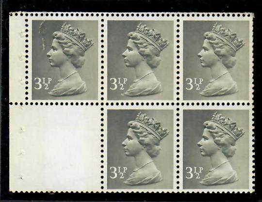 GREAT BRITAIN 1971 Machin Head 3½d Olive-Grey with 2 Bands. Block of from from Booklet (stitching down the left) with unperforat