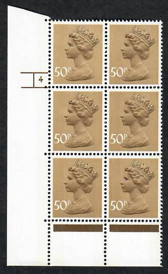 GREAT BRITAIN 1980 Machin 50p Orchre-Brown. Plate 4 No Dot and Plate 4 with Dot. - 23214 - UHM