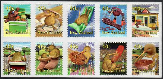 NEW ZEALAND 2000 Kiwiana. Second series. Post Office Sheetlet. - 24126 - UHM