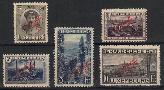 LUXEMBOURG 1922 Official. Set of 5. Overprints in red. - 26233 - Mint