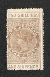 NEW ZEALAND 1882 Victoria 1st Long Type Fiscal 2/6d Brown. - 3740 - MNG