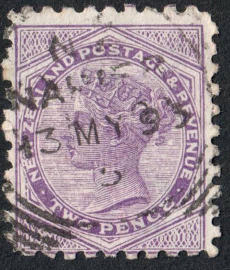 NEW ZEALAND 1882 Victoria 1st Second Sideface 2d Mauve. Perf 10. Secnd setting. Ask for Patent Odourless Waterproofs. - 3952 - F