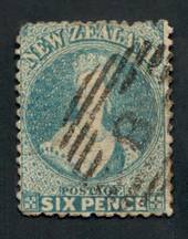 NEW ZEALAND 1862 Full Face Queen 6d Blue. Nice cancel 8. Dull corner. - 39996 - Used