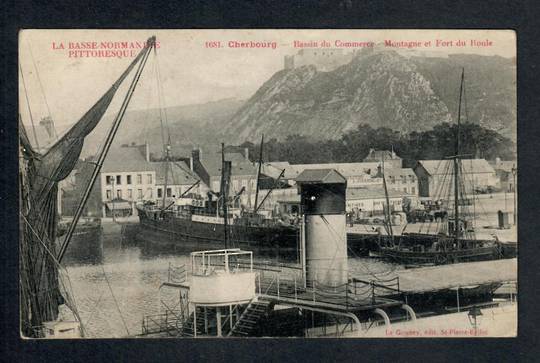 FRANCE Postcard of Cherbourg. Excellent shipping in port. - 40241 - Postcard
