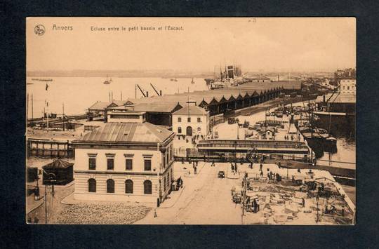 FRANCE Sepia Postcard of the Port of Anvers. - 40321 - Postcard