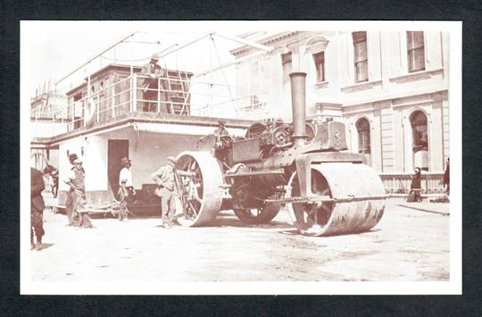 Postcard being a reproduction of a photo of the Star of Canada bridge-house and cabin towed by traction engine. - 40497 - Postca