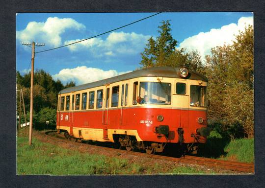 CZECHOSLOVAKIA Coloured postcard of 820 057-8 na Trati Krazny Jez-Chodov. - 40534 - Postcard