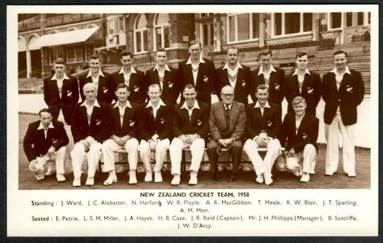 CRICKET NZ Team 1958 Real Photograph - 41482 - Postcard