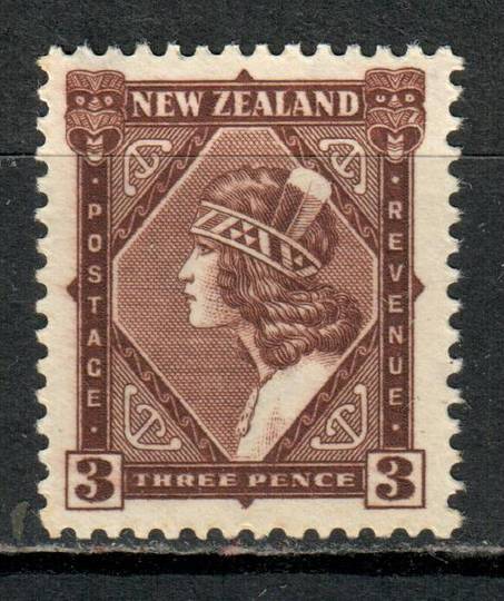 NEW ZEALAND 1935 Pictorial 3d Deep Chocolate. Multiple watermark. Perf 14x13½. - 4171 - UHM