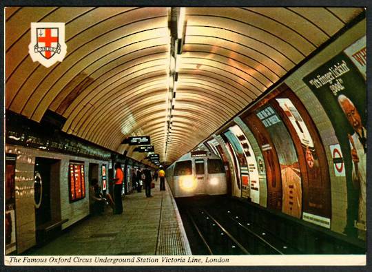 LONDON UNDERGROUND Victoria Line Oxford Circus Station. Modern Coloured Postcard. - 440597 - Postcard