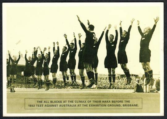 ALL BLACKS HAKA 1932 Test at Brisbane Modern Postcard. - 441525 - Postcard
