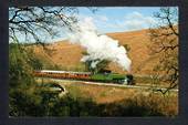 GREAT BRITAIN Modern Coloured Postcard of LNER V2 2-6-2 4771 Green Arrow crossing Water Ark Bridge . - 444738 - Postcard