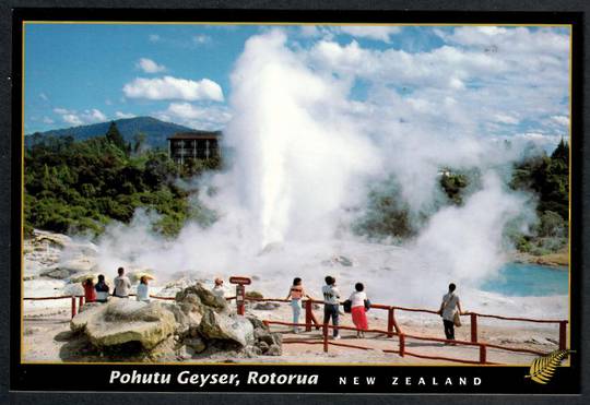 POHUTU GEYSER Modern Coloured Postcard by PPP. - 445909 - Postcard