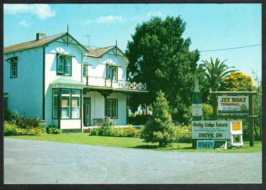 WANGANUI Homestead Holly Lodge Estate Winery. Modern Coloured Postcard. - 447106 - Postcard