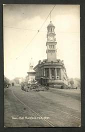 Real Photo by Radcliffe of Town Hall, Auckland showing statue of Sir George Grey and Tram. - 45493 - Postcard