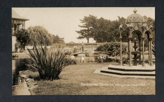 WANGANUI Racecourse Gardens. Real Photograph by Radcliffe. - 47112 - Postcard