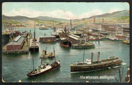 WELLINGTON Wharves. Coloured Real Photograph - 47427 - Postcard