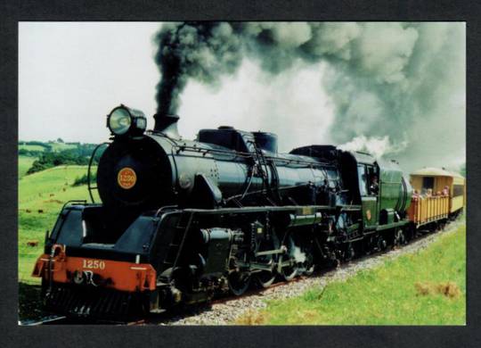 Coloured postcard of Glenbrook Vintage Railway JA1250 climbing steep gradient. - 49974 - Postcard
