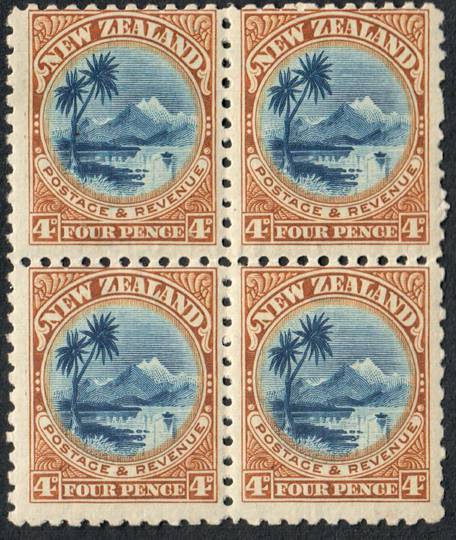 NEW ZEALAND 1898 Pictorial 4d Lake Taupo. Perf 11. Block of 4. Two hinged. - 52590 - Mixed