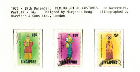 SINGAPORE 1976 Bridal Costumes. Set of 3. - 59553 - VFU