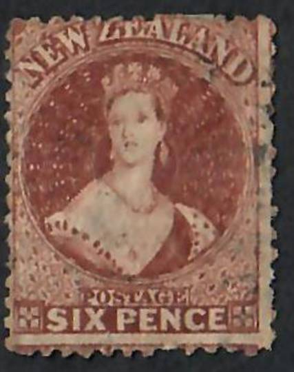 NEW ZEALAND 1862 Full Face Queen 6d Brown. Perf 12½. Very light postmark. Reddish. - 60051 - FU