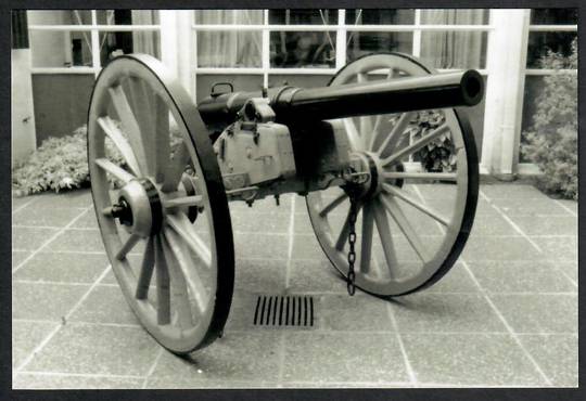 TE AWAMUTU 1863 12lb ARMSTRONG GUN. Reproduction  photograph - 69249 - Photograph