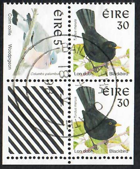 IRELAND 1999 Birds Booklet Pane Wood Pigeon and Blackbird. - 70018 - VFU