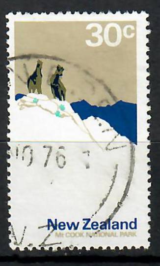 NEW ZEALAND 1971 Definitive 30c Mt Cook. No Watermark. - 70497 - Used