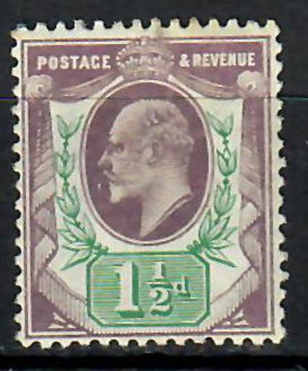 GREAT BRITAIN 1902  Edward 7th 1½ Dull Purple & Green. Centred south west. One perf has tone spot. - 70588 - Mint