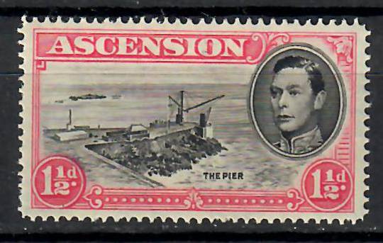ASCENSION 1938 Geo 6th Definitive 1½d Black and Rose-carmine with the Davit Flaw. Almost qualifies as LHM. - 70676 - Mint