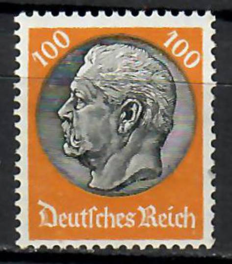 GERMANY 1933 von Hindenburg Definitive 100pf Black and Yellow-Orange.  Gum Disturbance effective hinged mint. - 70900 - Mint