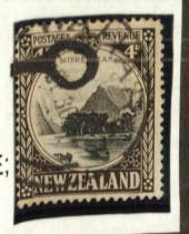 NEW ZEALAND 1935 Pictorial 4d Mitre Peak. Fine VM paper. Watermark 7. Perf 14 comb. Row 7/8 flaw. Elongated I of MITRE. - 71279