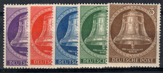 WEST BERLIN 1953 Freedom Bell. Clapper to the centre. The 30pf has a grease mark but the 40pf is perfect. Set of 5. - 71479 - LH