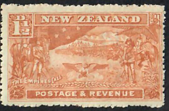 NEW ZEALAND 1898 Pictorial 1½d Chestnut. Perf 14. Nice clean copy with original gum browning but not toned. No hinge remains. Ce