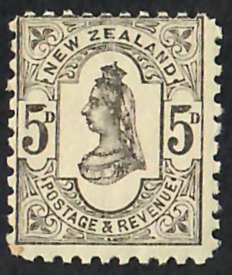 NEW ZEALAND 1882 Victoria 1st Second Sideface 5d Grey. - 74171 - UHM