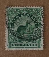 NEW ZEALAND 1898 Pictorial 6d Green. London Print. Nice copy dated 1899. - 74628 - FU