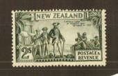 NEW ZEALAND 1935 Pictorial 2/- Captain Cook. Perf 13.75 x 13.5. - 74770 - LHM