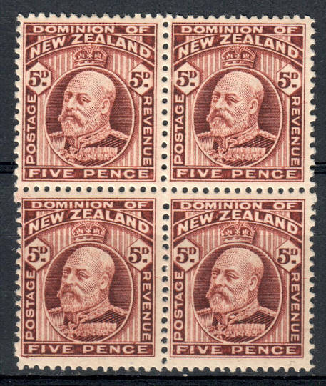 NEW ZEALAND 1909 Edward 7th 5d Deep Brown. Block of 4. 2 perf pair. - 79559 - LHM